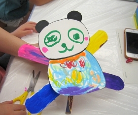 工作教室で出来上がったパンダの作品