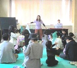 大江分館「おはなし会」の様子