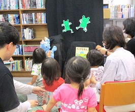 大江分館「おはなしのへや」の様子